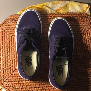 Women’s dark purple classic vans